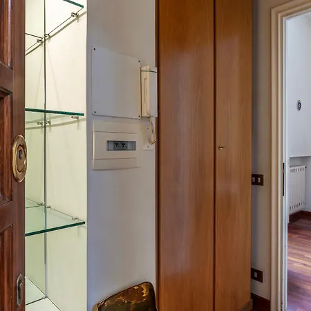 The Charming House - Pantheon Lägenhet