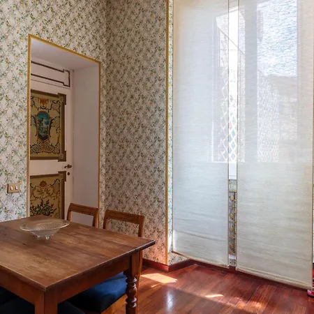 The Charming House - Pantheon Lägenhet