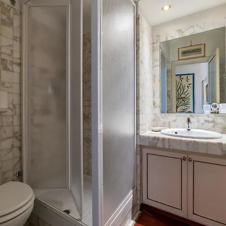 The Charming House - Pantheon Apartment *