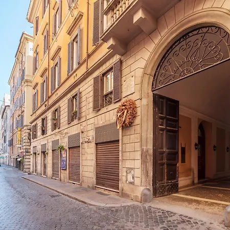 The Charming House - Pantheon Apartmán *
