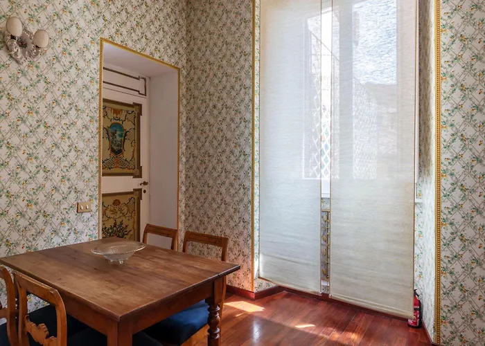 The Charming House - Pantheon Apartmán