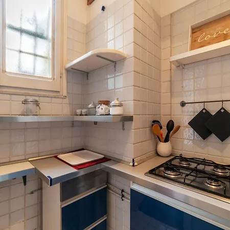 The Charming House - Pantheon Apartment *